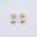 Stud Earrings Line 0.8gr / Sapphires 15 Pts 18K Yellow Gold (Jewel) &
