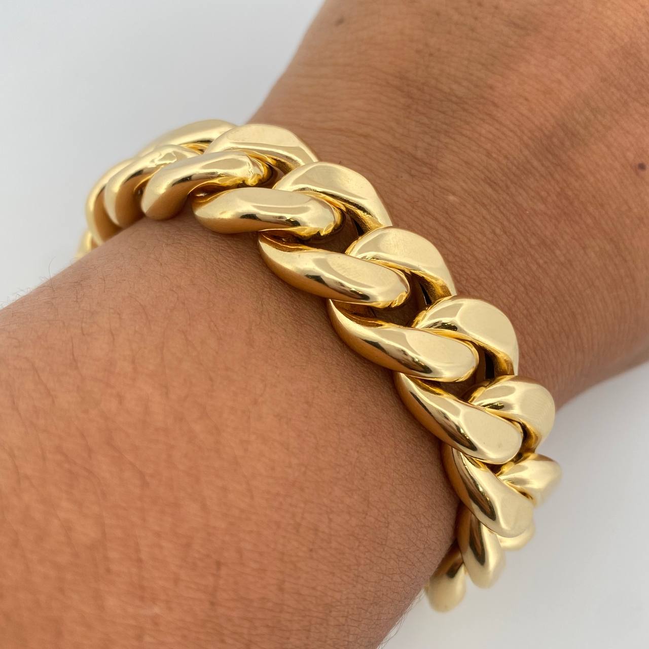 Cuban Links Bracelet 24.05gr / 20.8cm / 15.6mm Yellow Gold +3 18K &