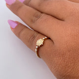 Mandala Ring 1.7gr / Size 7 1/4 / White Zircons 18K Yellow Gold &