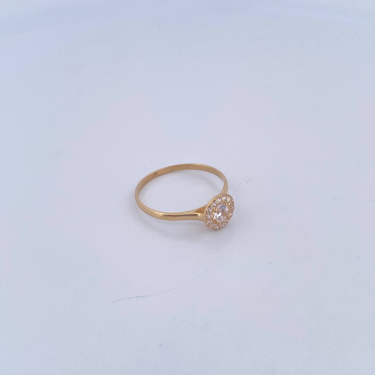 Anillo Halo Redondo 1.5gr / T7 1/4 / Circones Blancos Oro Amarillo 18K &