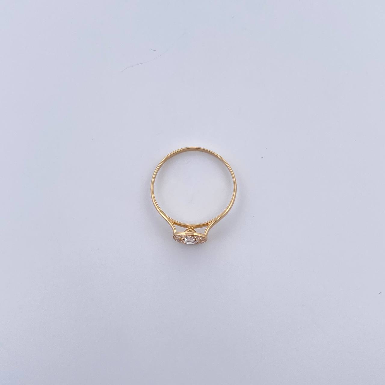 Anillo Halo Redondo 2.15gr / T6 3/4 / Circones Blancos Oro Amarillo 18K &