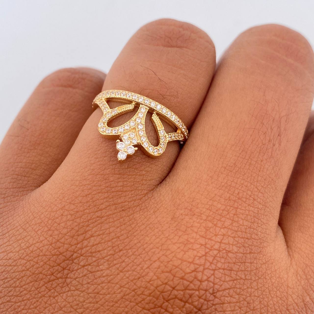 Anillo 15s Corona Corazon 2.6gr / T4 3/4 / Circones Blancos Oro Amarillo 18K &