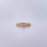 Solitaire ring 2.2gr / Size 4 1/2 / White Zircons 18K Yellow Gold &
