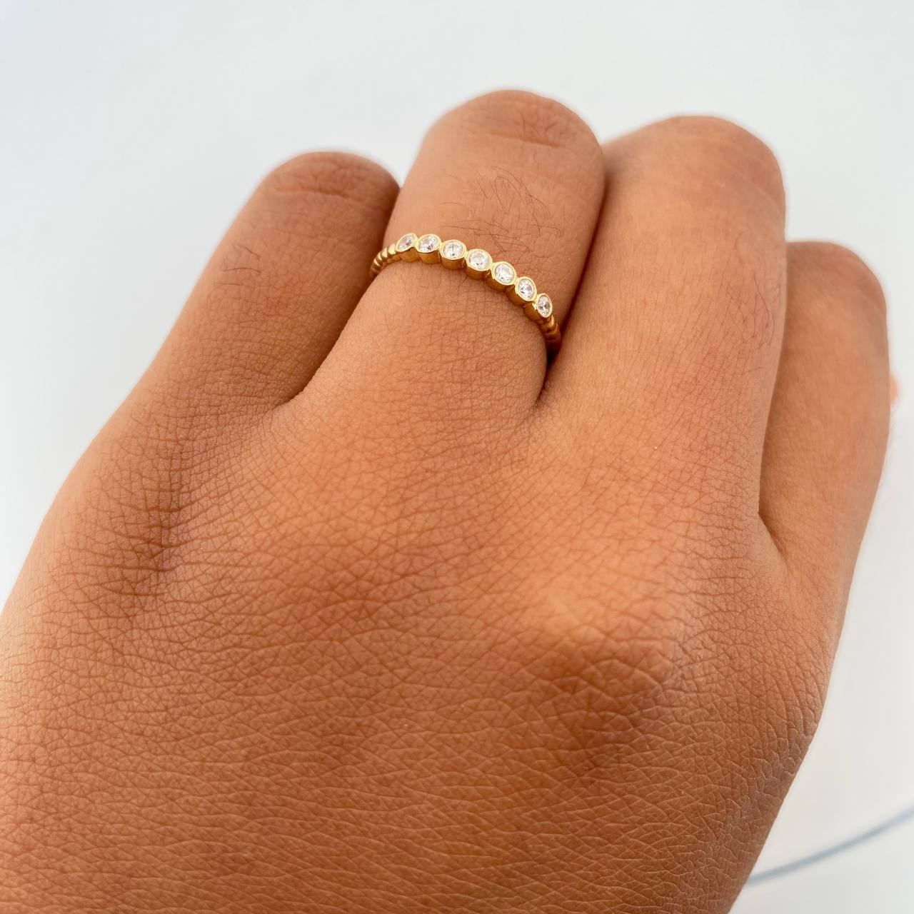 Ring Circles 1.5gr / Size 7 / White Zircons 18K Yellow Gold &