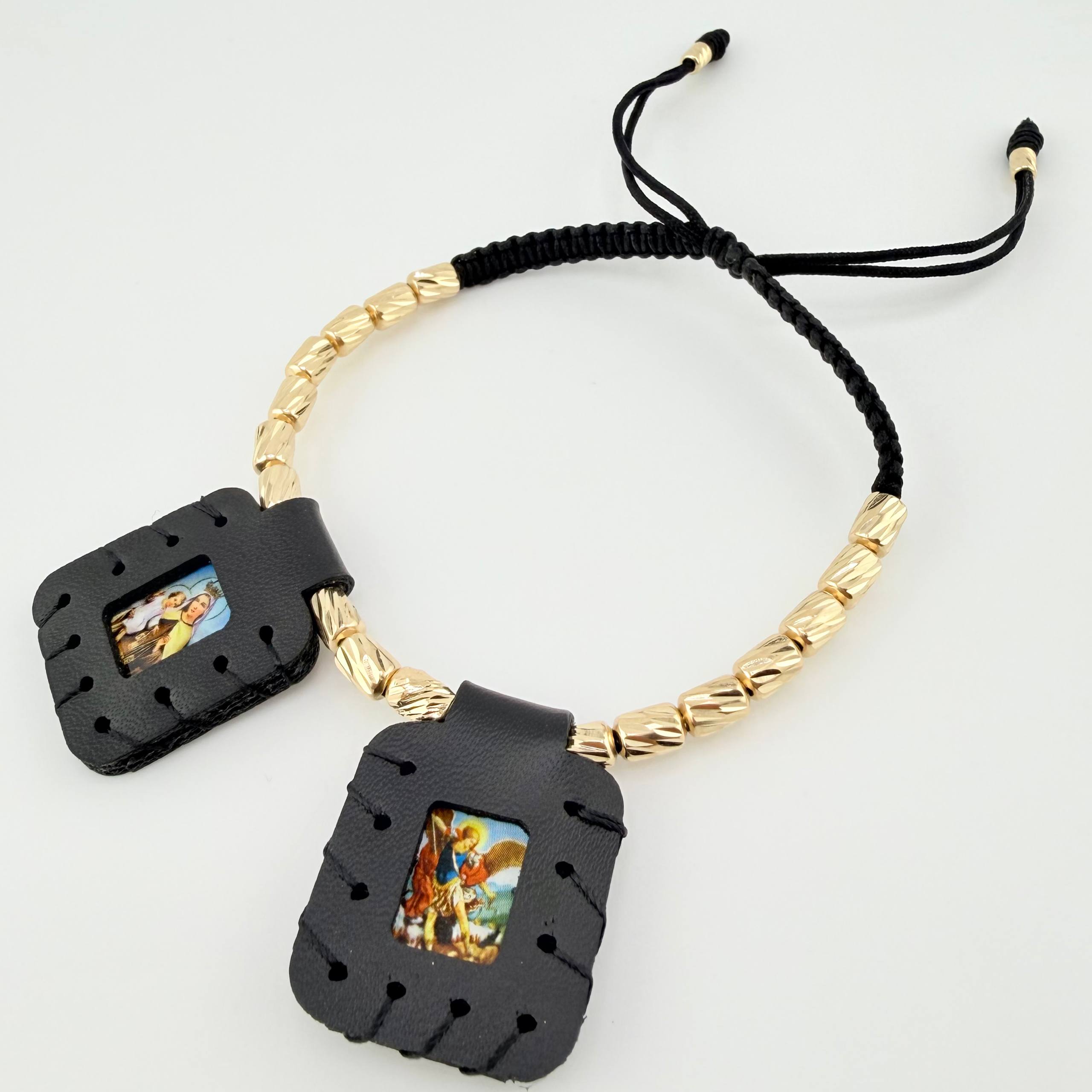 Pulsera Negra Escapulario Cilindros Diamantados 19und 3.6gr / 3mm-4mm Oro Amarillo 18K *