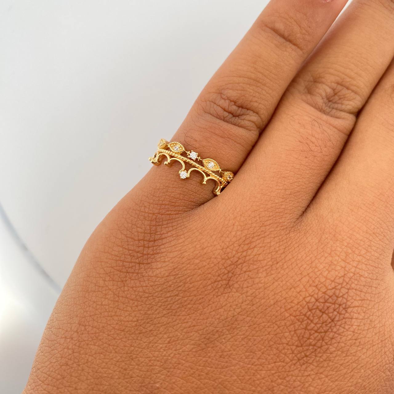 Ring Eyes Crown 2.5gr / T6 / White Zircons 18K Yellow Gold &