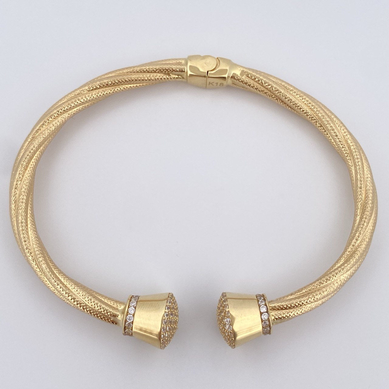 Bracelet Interlaced Hoop 13.3gr / 7.7in / +4 18K Gold &