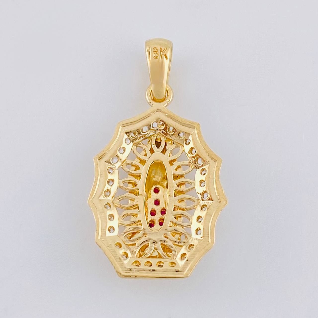 Pendant Virgin of Guadalupe 2.9 g / 1 in Yellow Gold 18K