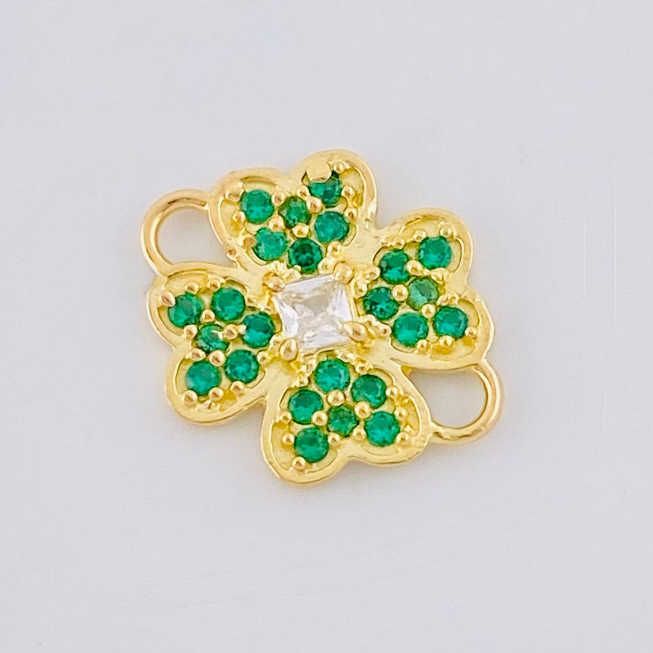 Charm Clover Heart 0.75 g / 1/2 in Yellow Gold 18K