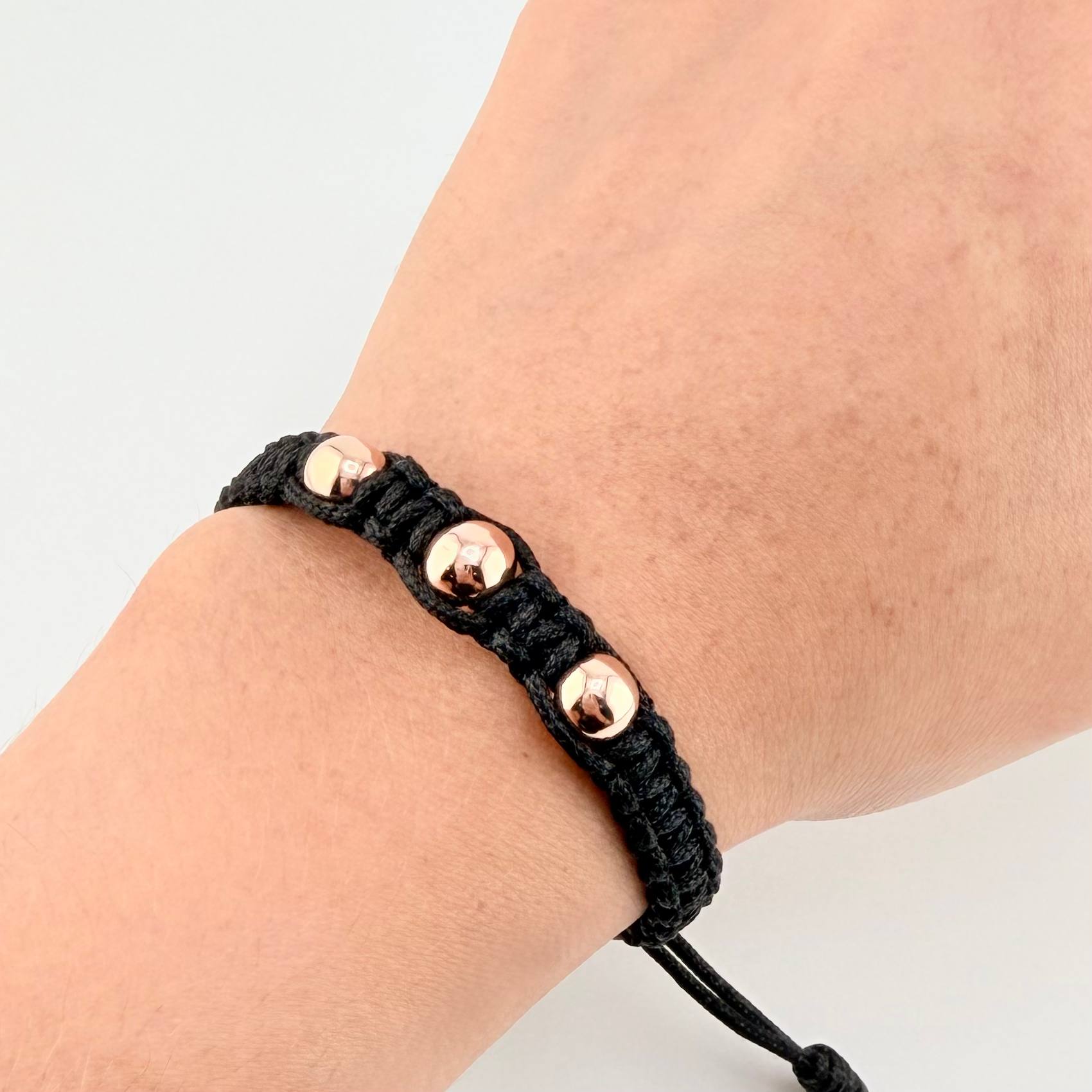 Pulsera Tejida Negra Bolas Lisas 3 Und / 7Mm-8Mm Oro Rosa 18K (A.C)