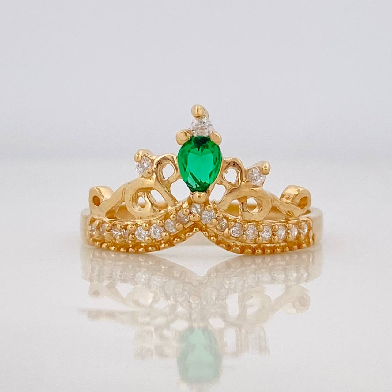 Anillo Tiara 1.95g / T5 1/2 Oro Amarillo 18K