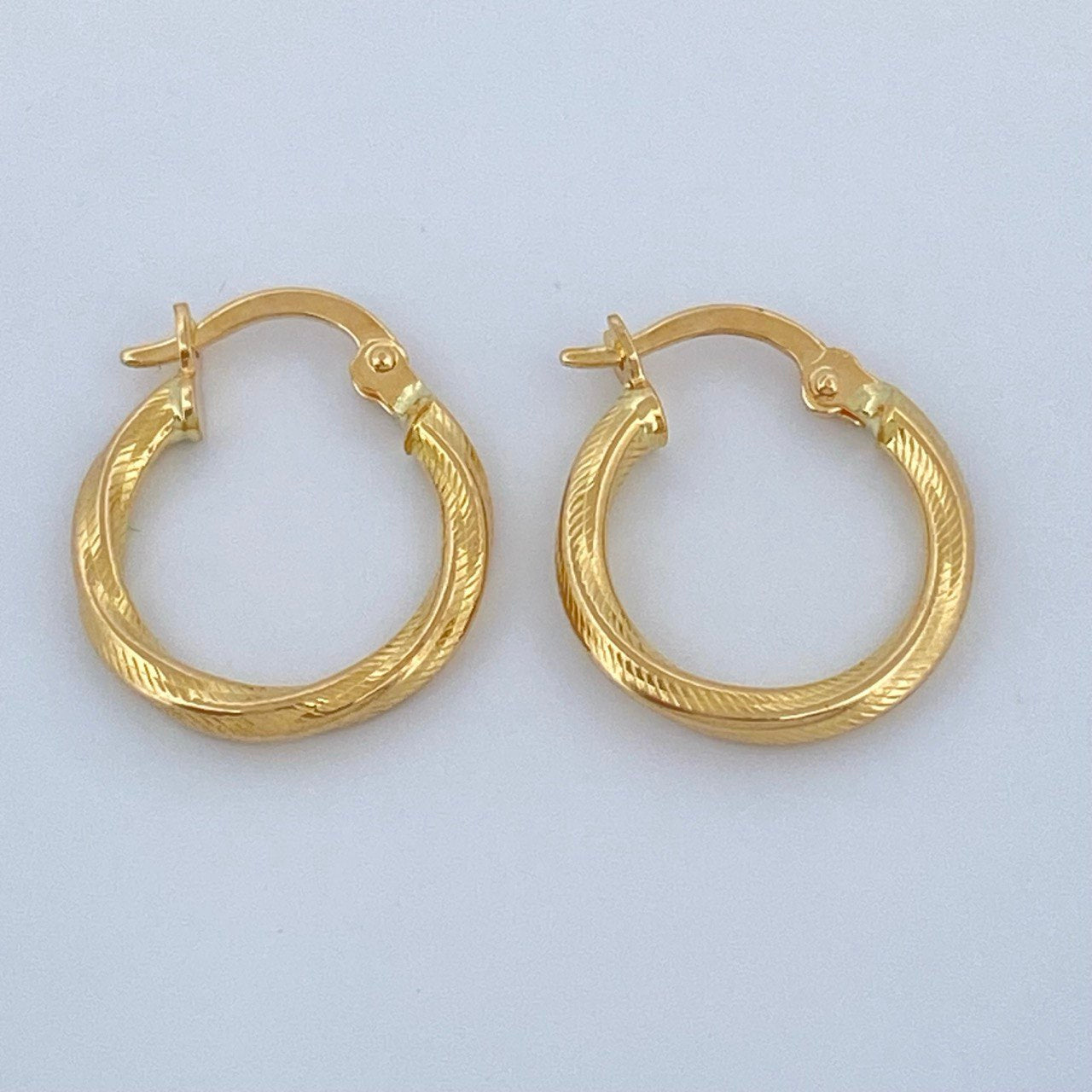 Candongas Deis 1.1gr / 3/4 in / Oro Amarillo 18K &