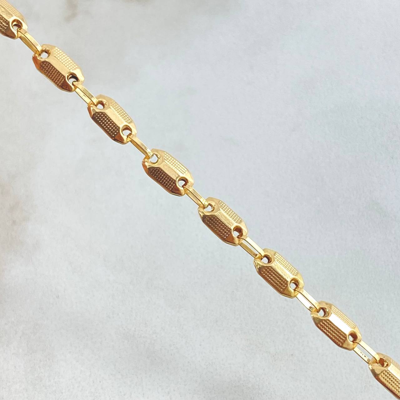 Rustic Dotted Chain 12.2gr / 65cm / 18K Gold