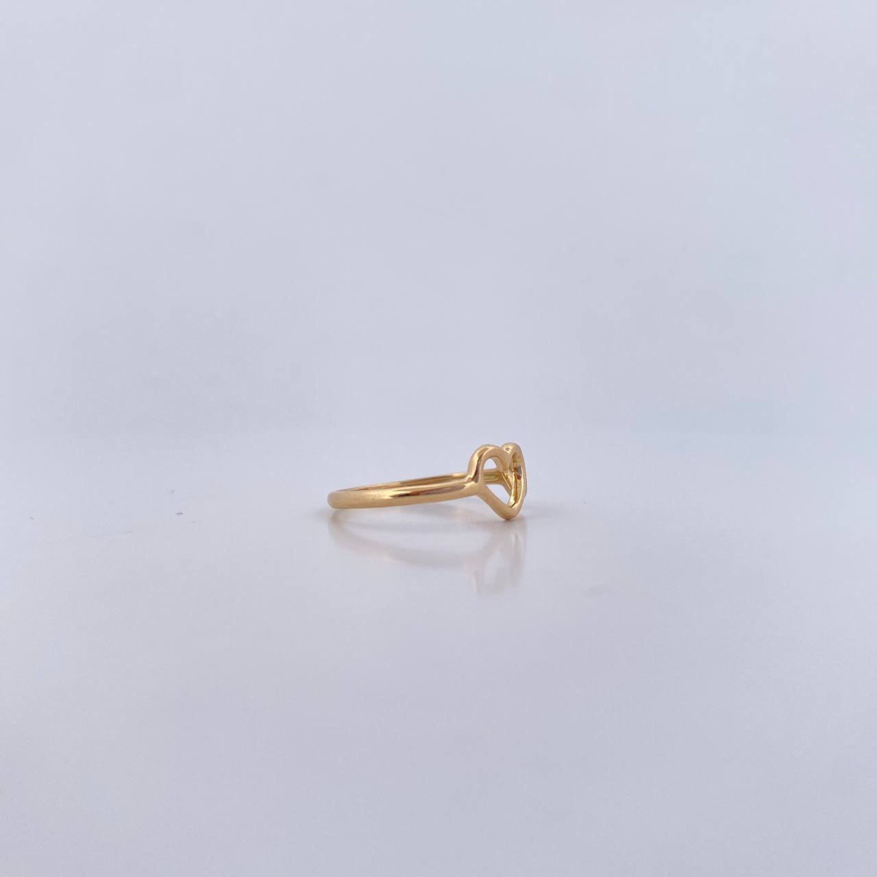 Double Heart Ring 1.3gr / Size 4 3/4 / Smooth 18K Yellow Gold &