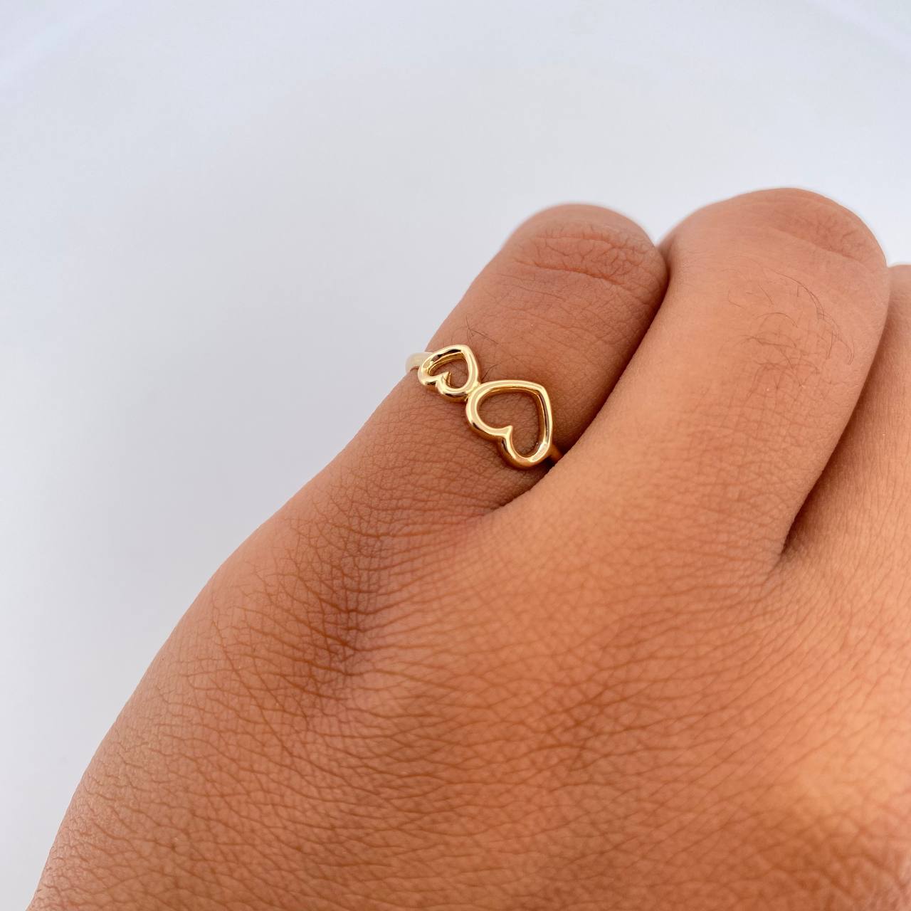 Double Heart Ring 1.3gr / Size 4 3/4 / Smooth 18K Yellow Gold &