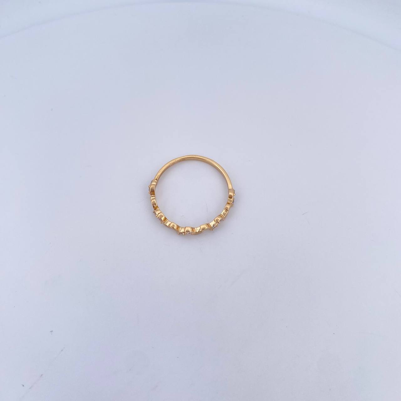 Leaf Ring 1.3gr / T6 1/4 / White Zircons 18K Yellow Gold &