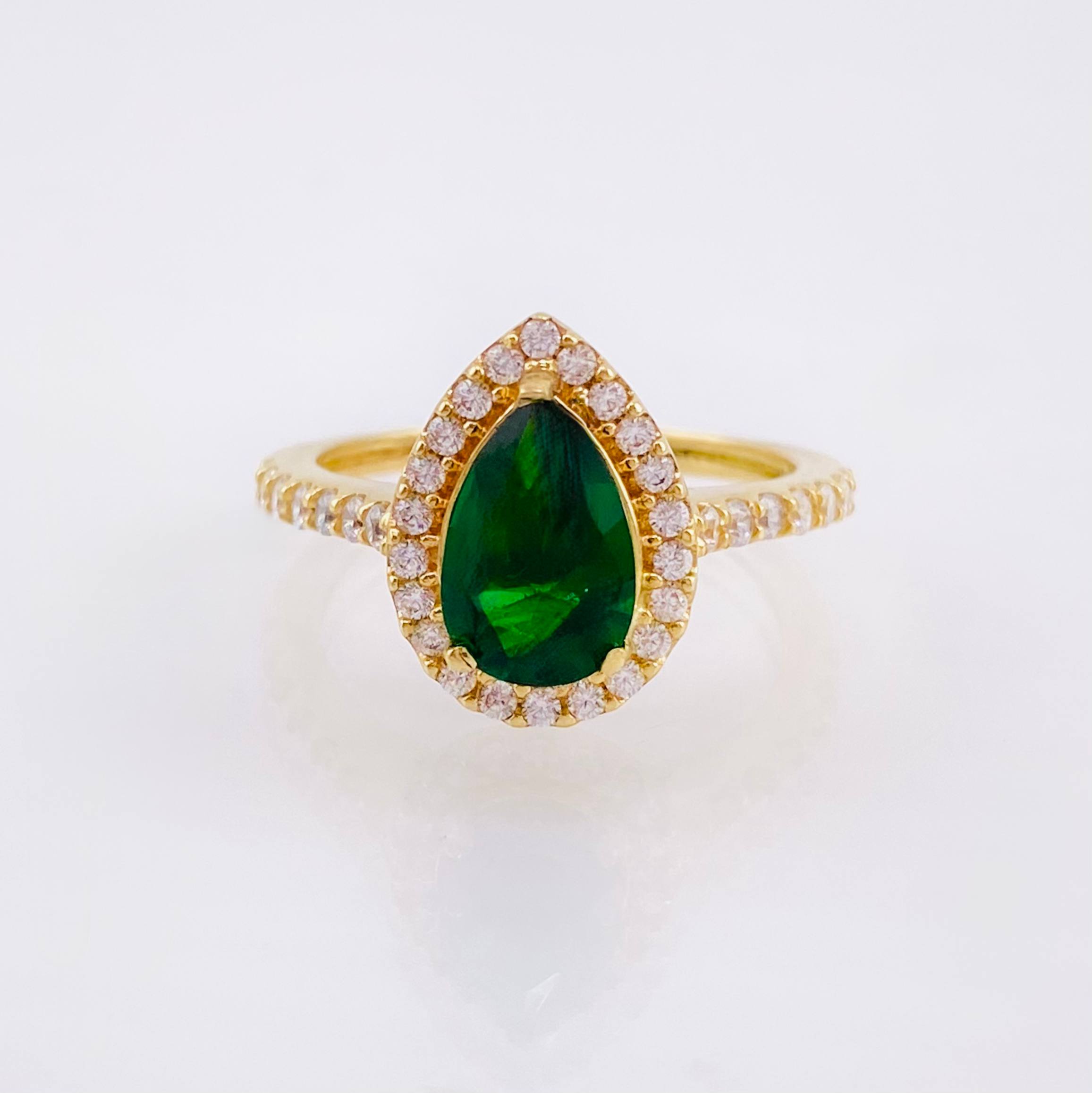 Anillo Halo Gota 3.85gr / T6 1/4 / Oro Amarillo 18K ©
