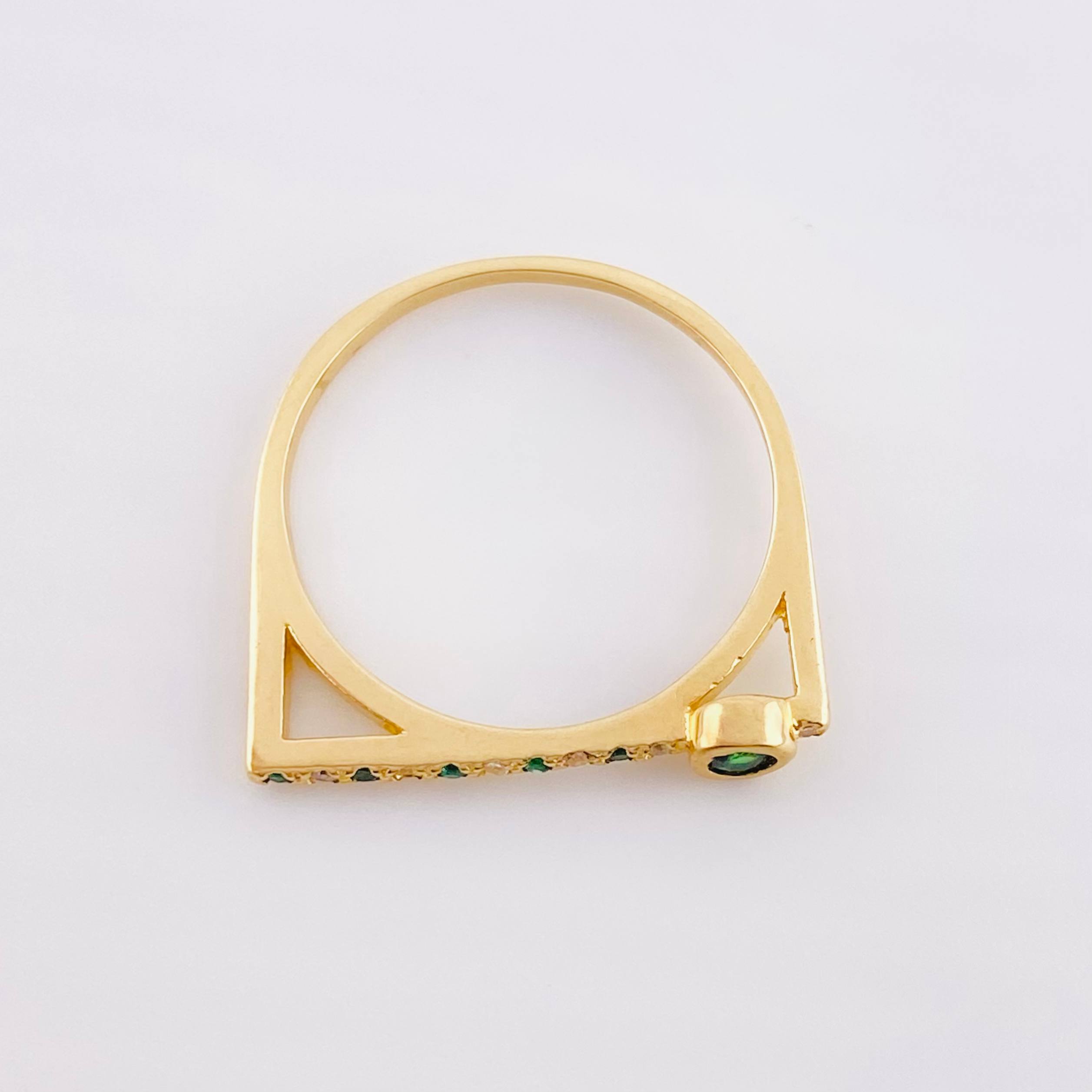 Scepter Plateau Ring 1.55gr / T6 1/4 / Yellow Gold 18K ©