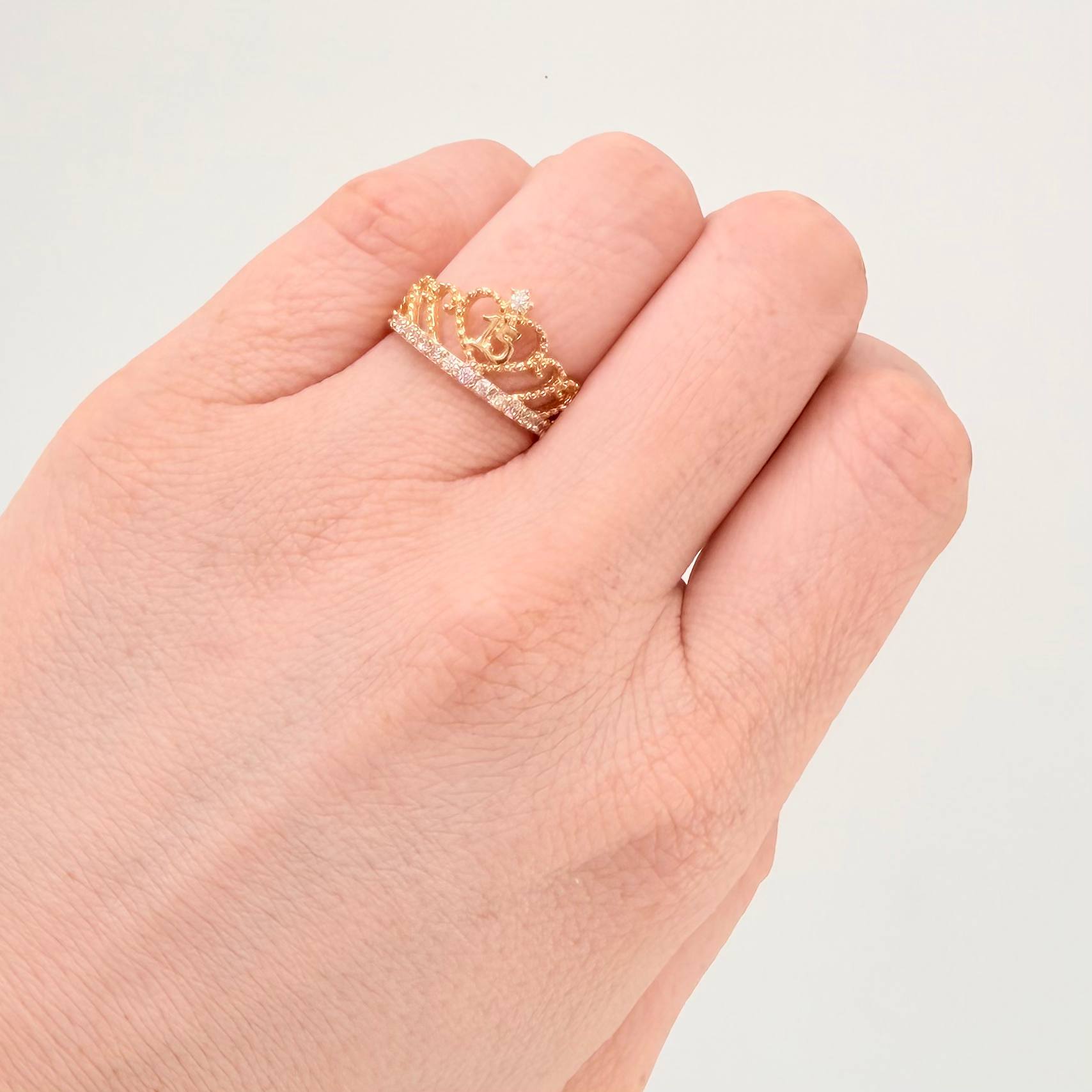 Quinceañera Crown Ring 2.55gr / T6 1/2 / 18K Yellow Gold