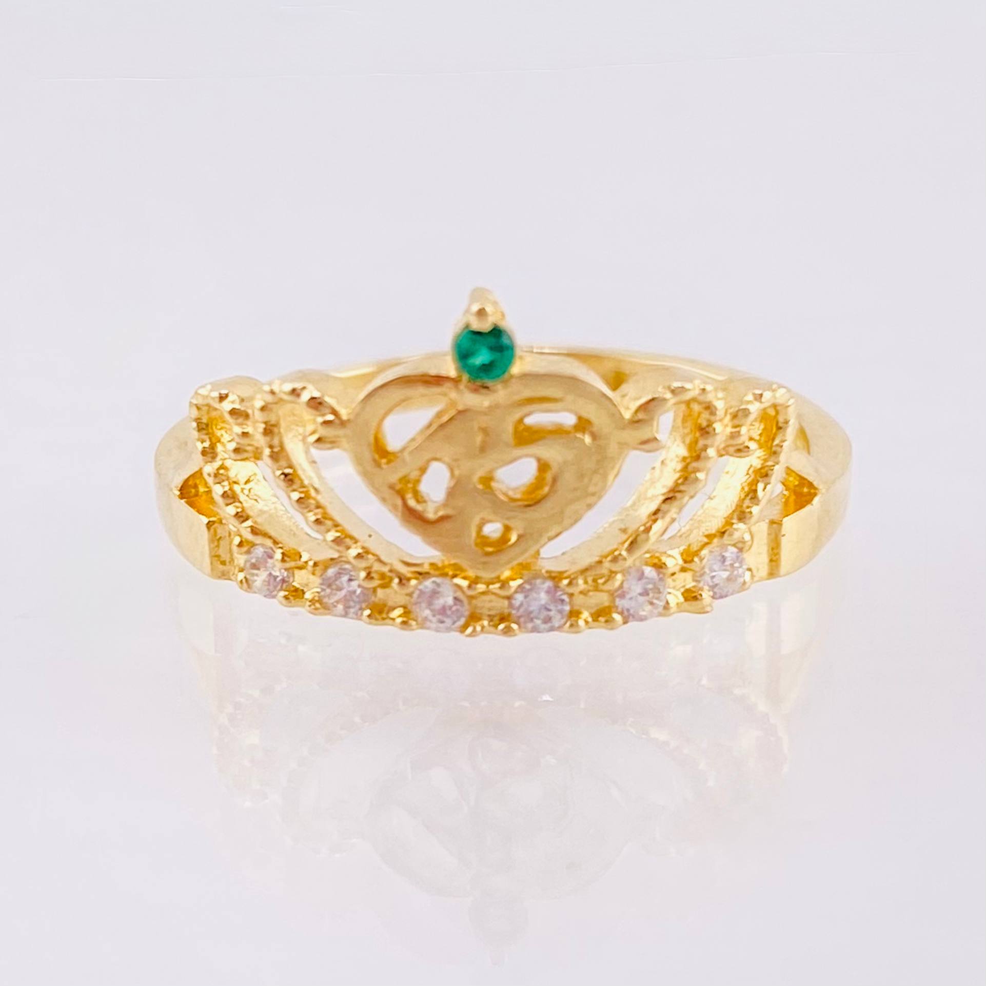 Anillo Corona Quinces Corazón 2.5gr / T7 / Oro Amarillo 18K *