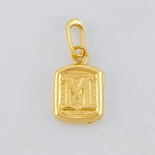 Pendant Letter M 0.35g / 1/2 in Yellow Gold 18K