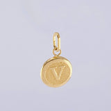 Dije Letra V 0.4 g / 3/4 in Oro Amarillo 18K