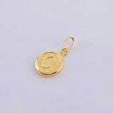Dije Letra C 0.4 g / 3/4 in Oro Amarillo 18K