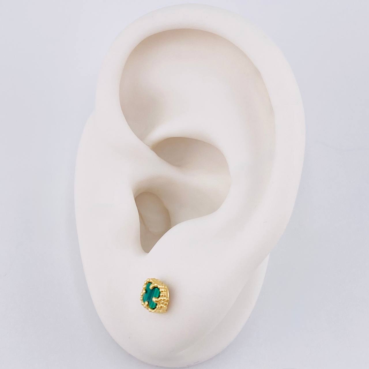 Topos Trébol Malaquita 1.2g / in / 5.05mm Oro Amarillo 18K