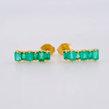 Stud Earrings Square Line Emeralds 2 Qts 1.9gr / 1/2 in / 18K Yellow Gold ©