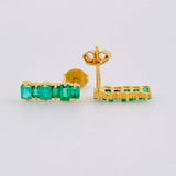 Stud Earrings Square Line Emeralds 2 Qts 1.9gr / 1/2 in / 18K Yellow Gold ©