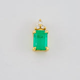 Dije Tri Cuadro 0.65gr / 1cm / Esmeraldas 0.60pts - Diamantes Blancos 0.01pts Oro Amarillo 18K (Joya) ©