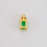 Dije Tri Cuadro 0.65gr / 1cm / Esmeraldas 0.60pts - Diamantes Blancos 0.01pts Oro Amarillo 18K (Joya) ©