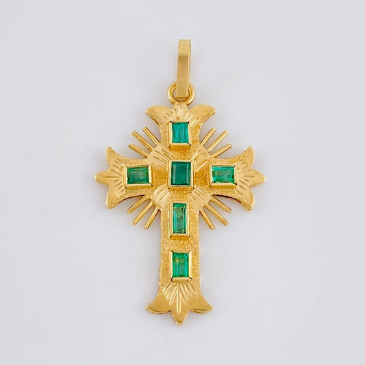 Dije Crúz De Altar 1.75gr / 3cm / Esmeraldas 60pts Oro Amarillo 18K (Joya) ©
