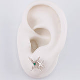 Topos Lucero 2.45gr / 1.5cm / Esmeraldas 6 pts - Diamantes Blancos 8 pts Oro Blanco (Joya) ©