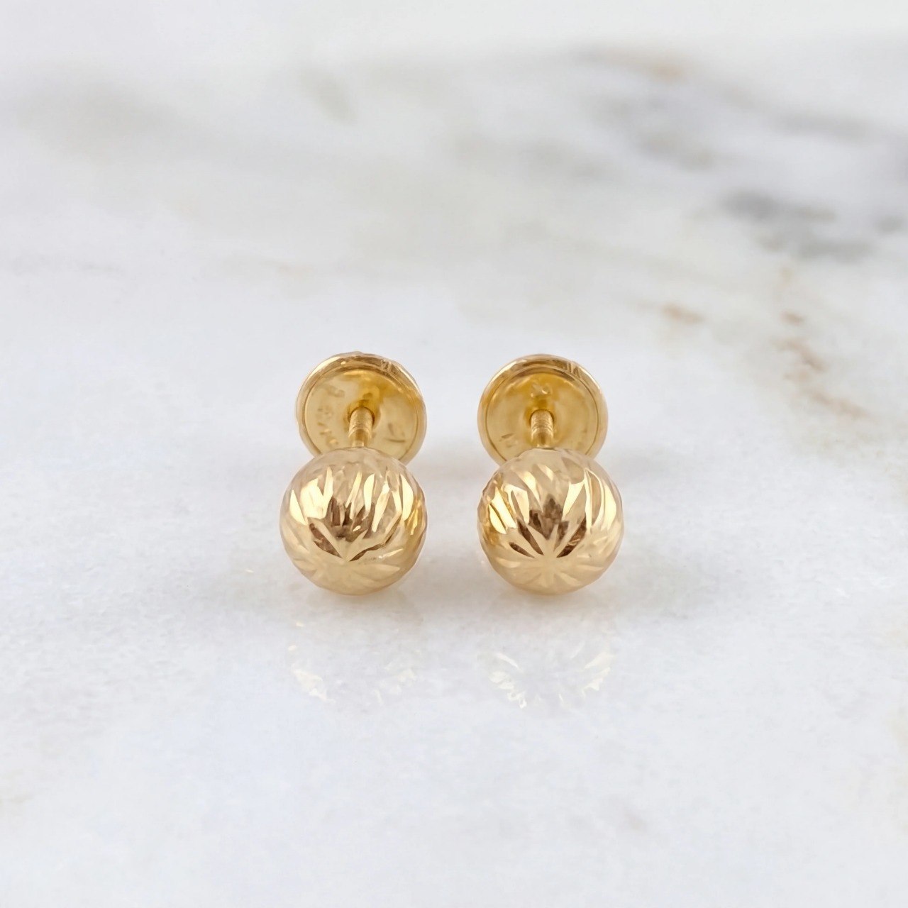 Diamond Cut Bead Stud Earrings 0.7g / in / 6mm Yellow Gold 18K