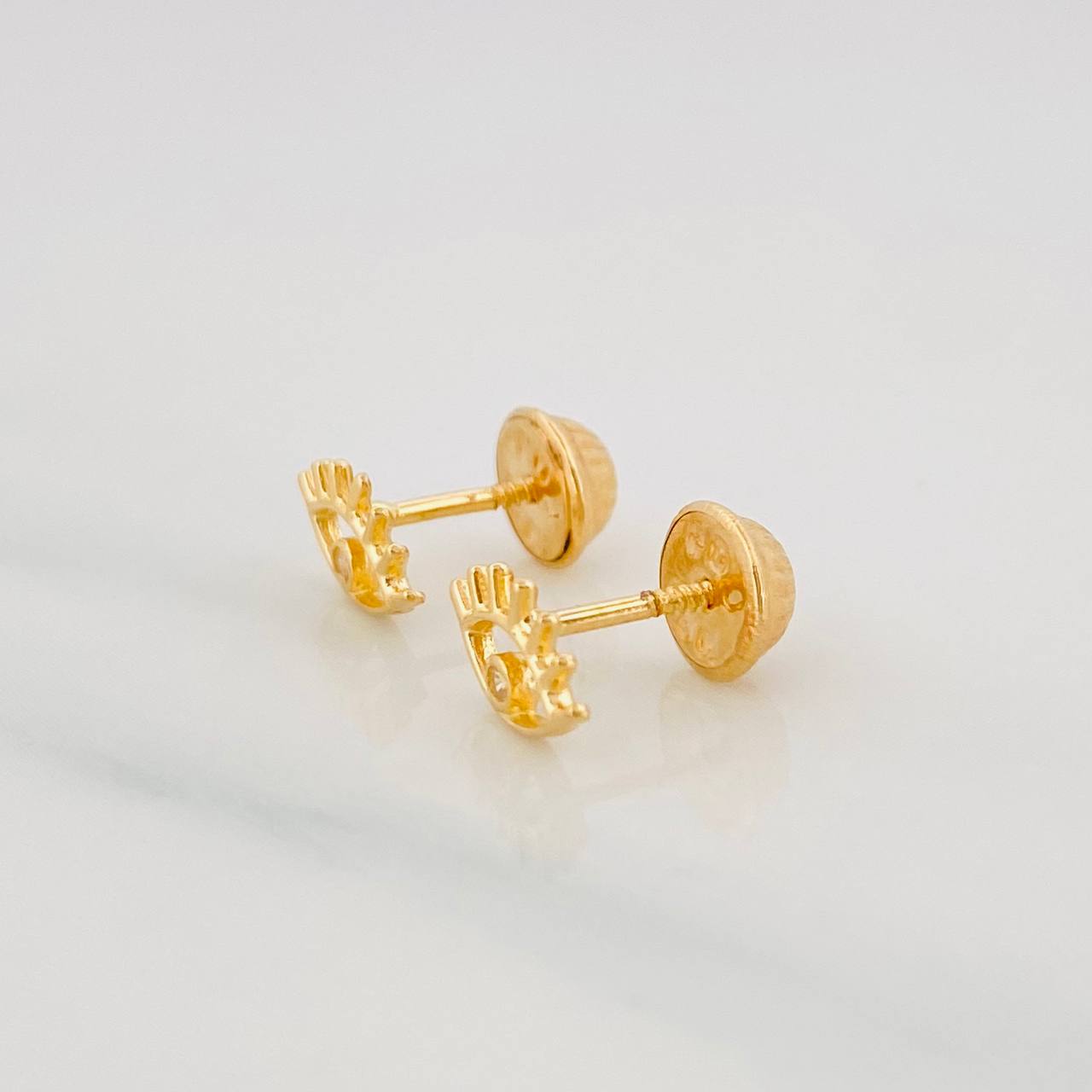 Mystic Eye Stud Earrings 0.65g / in / 8.2mm Yellow Gold 18K
