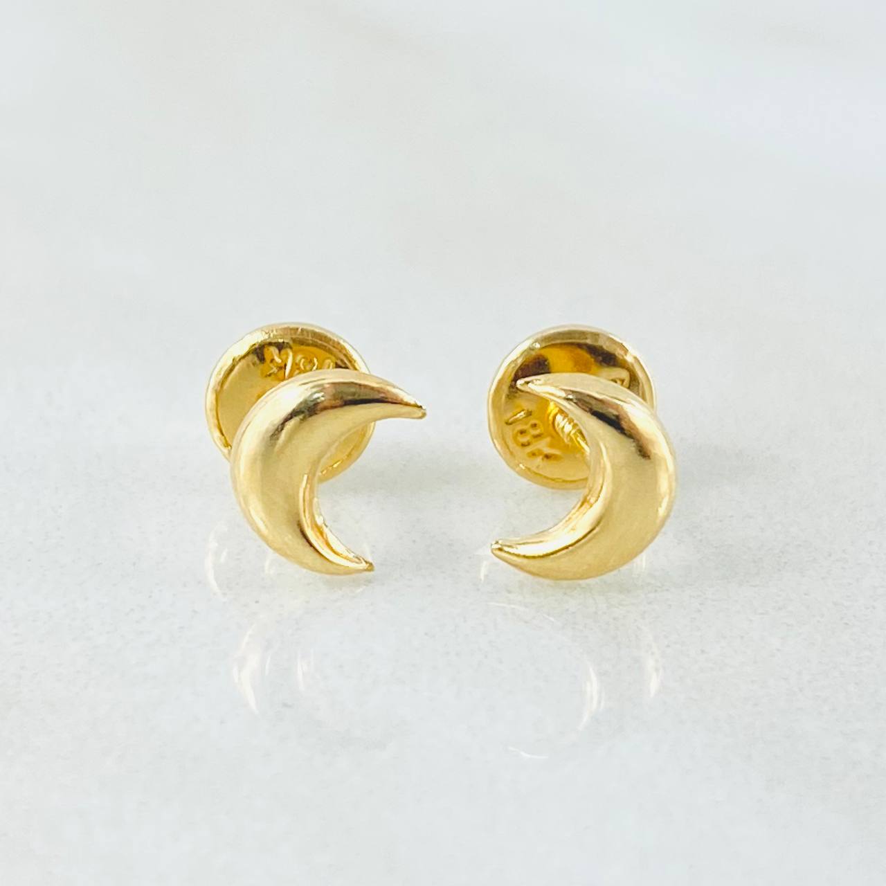 Topos Luna 0.5gr / Oro Amarillo 18K