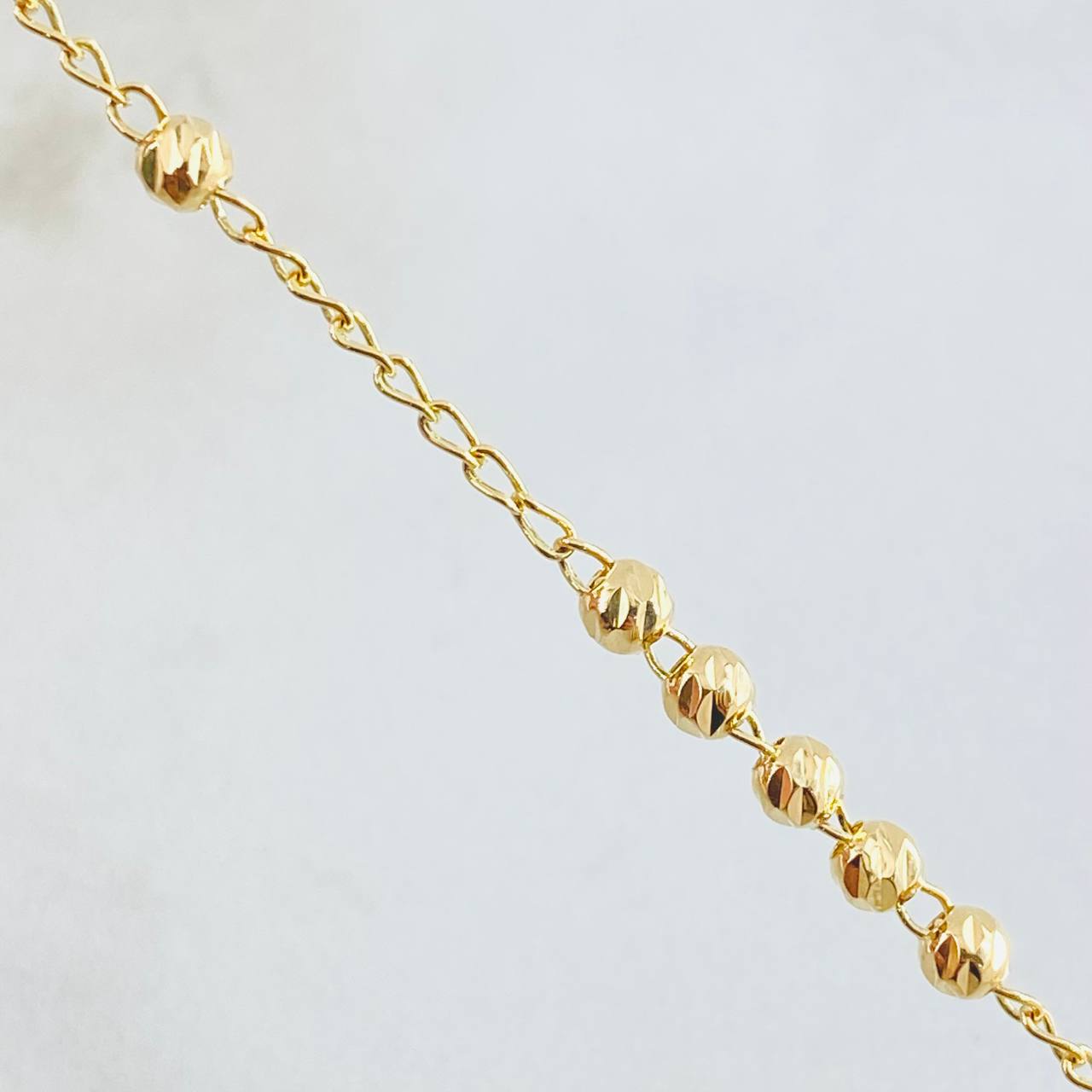 Rosario Virgen Milagrosa 7gr / 19 3/4 in / Oro Amarillo 18K *