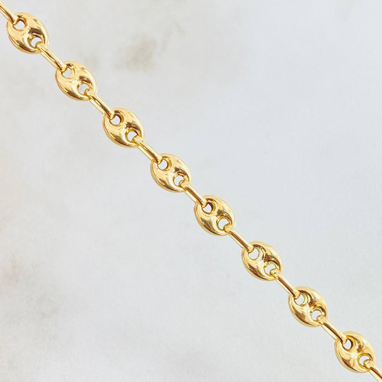 Cadena GC 11.05gr / 27 1/2 in / Oro Amarillo 18K