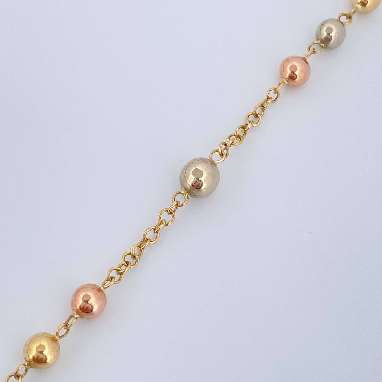Rosario Virgen Milagrosa 12.6gr / 23 1/2 in / Tres Oros 18K &