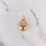 Pendant NY Cap 3.3gr / 2.6cm / White Zirconia Two Golds Black Yellow 18K $