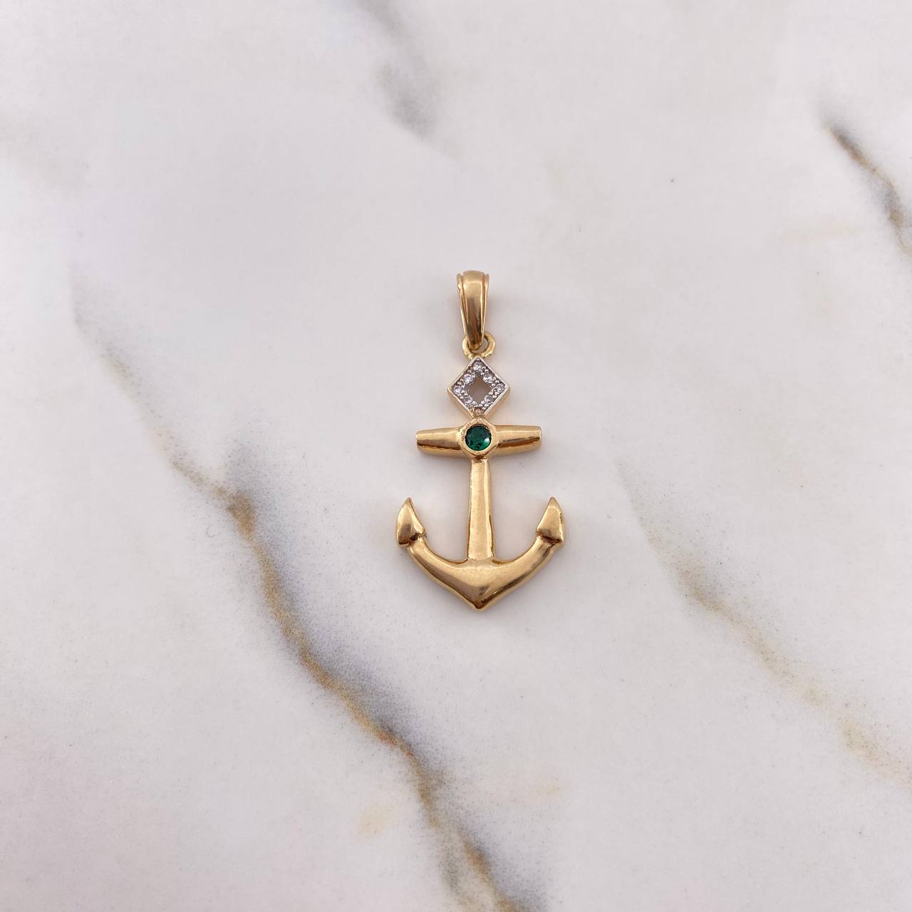 Pendant 2.75gr / 3.3cm / White Zircons Green Gold Yellow 18K $