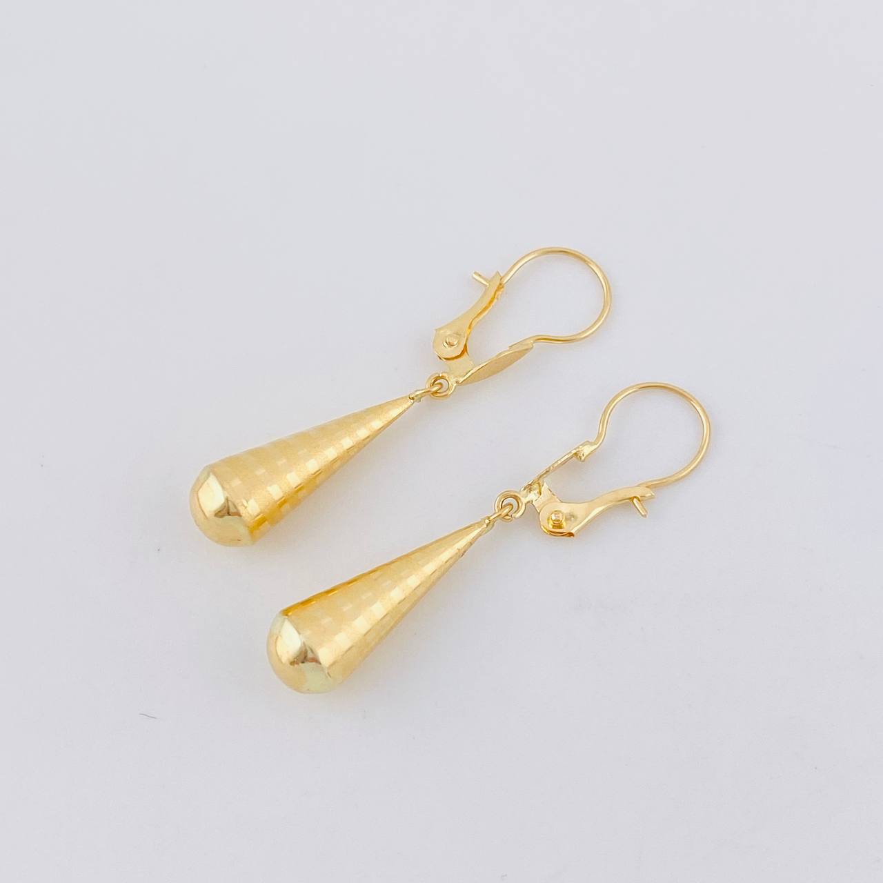 Hoop Earrings Lagrima 0.75 g / 1 1/2 in Yellow Gold 18K