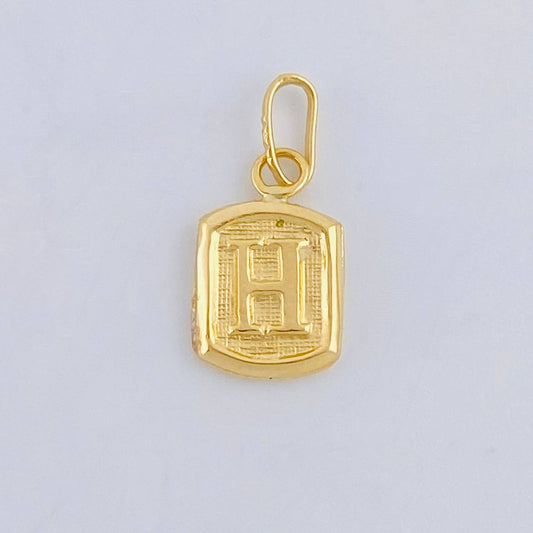 Dije Letra H 0.3 g / 1/2 in Oro Amarillo 18K