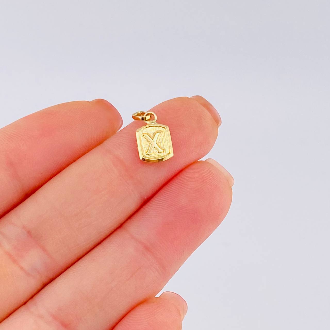 Dije Letra X 0.35 g / 1/2 in Oro Amarillo 18K