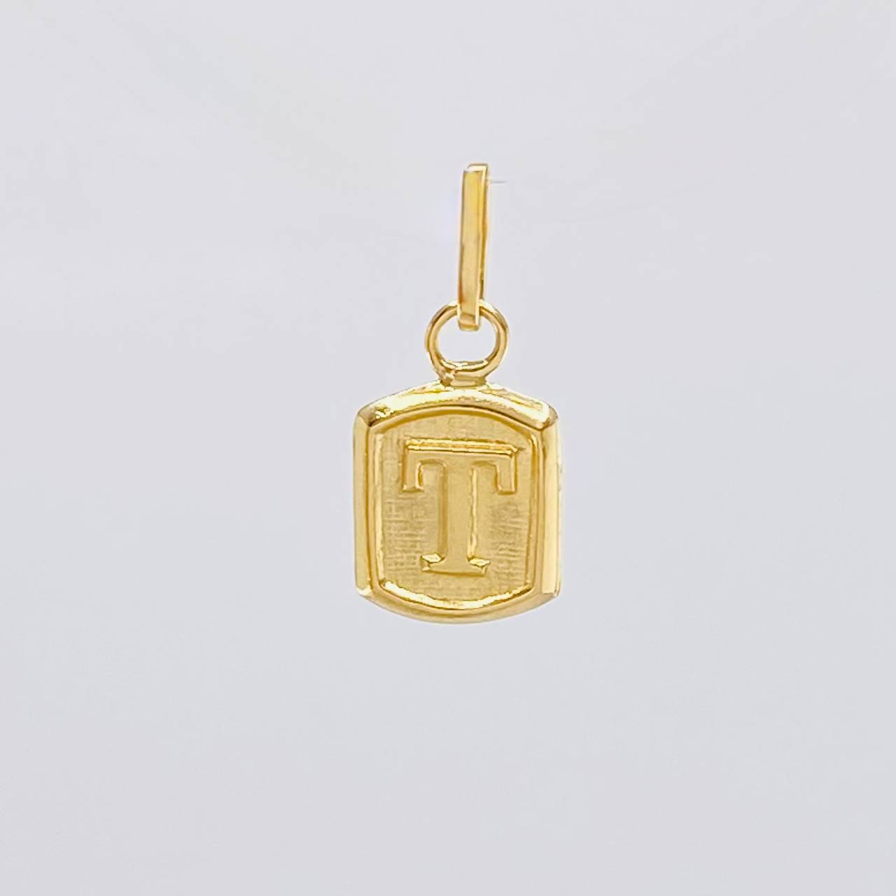 Pendant Letter T 0.3 g / 1/2 in Yellow Gold 18K