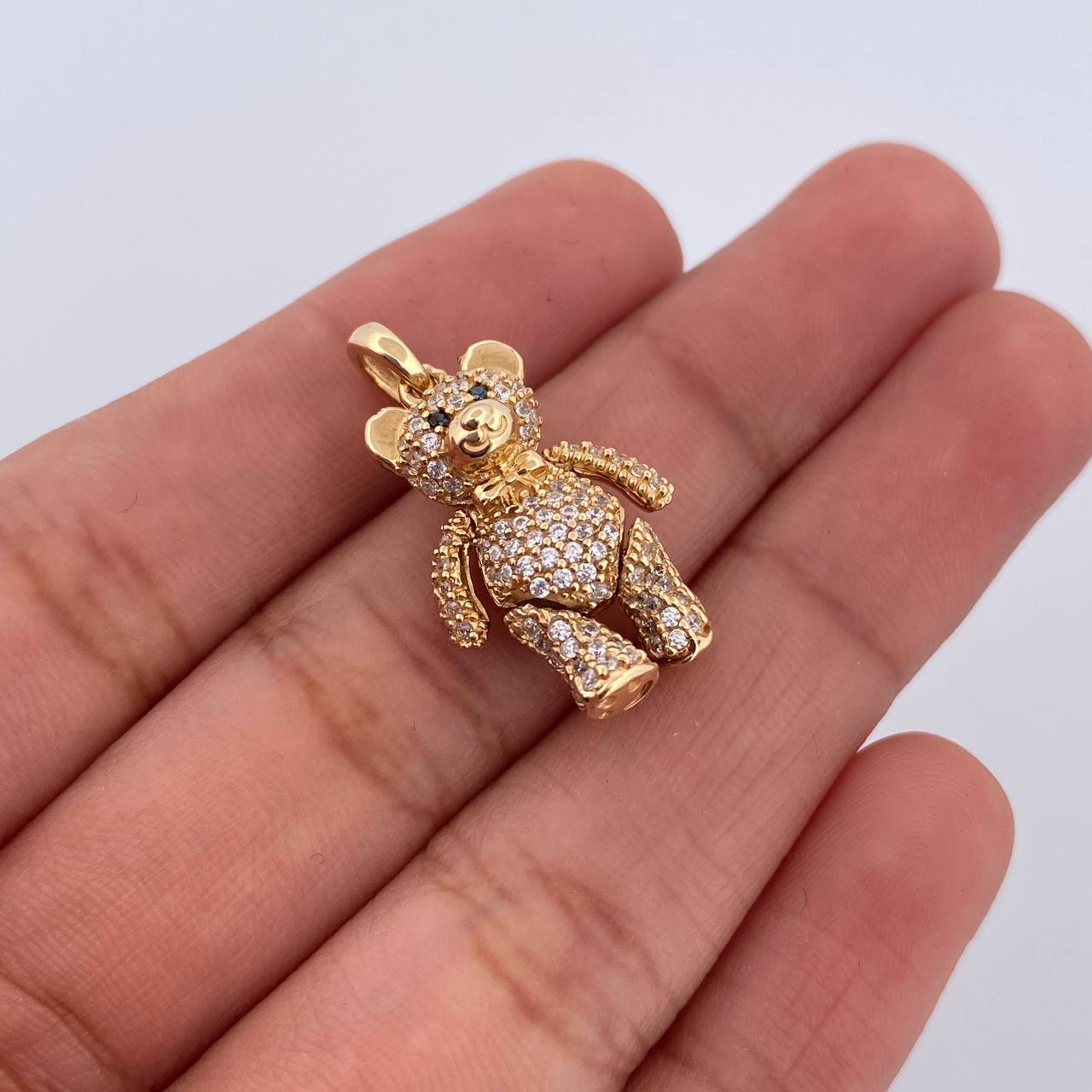 Articulated Bear Pendant Bow Tie 4.05gr / 2.5cm / 1.0in 18K Gold $