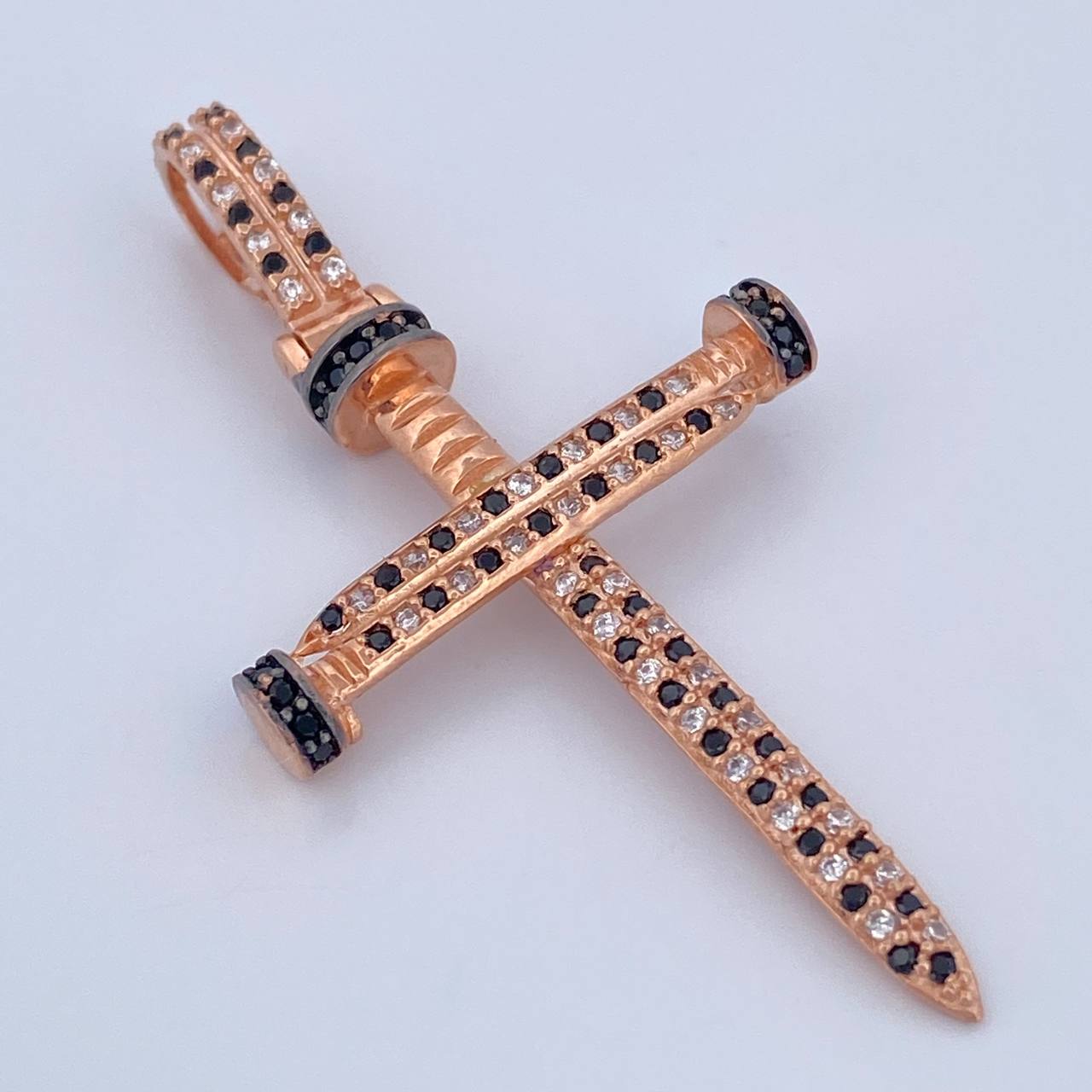 Pendant Nail Cross 3.9gr / 4.7cm / 18K Gold $