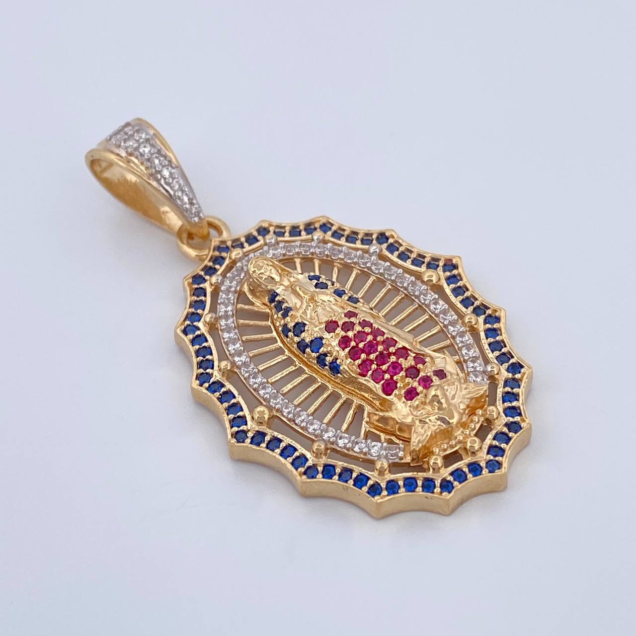 Pendant Virgin of Guadalupe 6.9gr / 4.3cm / 18K Gold $