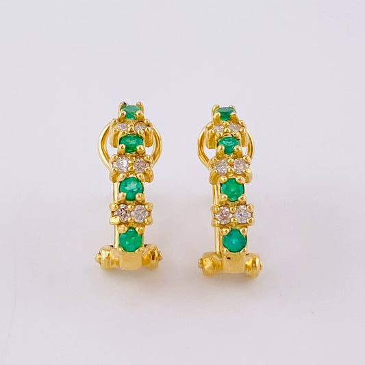 Candongas Omega Puntos Salteados Esmeralda 26pts Diamantes 16pts 3.05gr / 1.5cm / Oro Amarillo 18K ©
